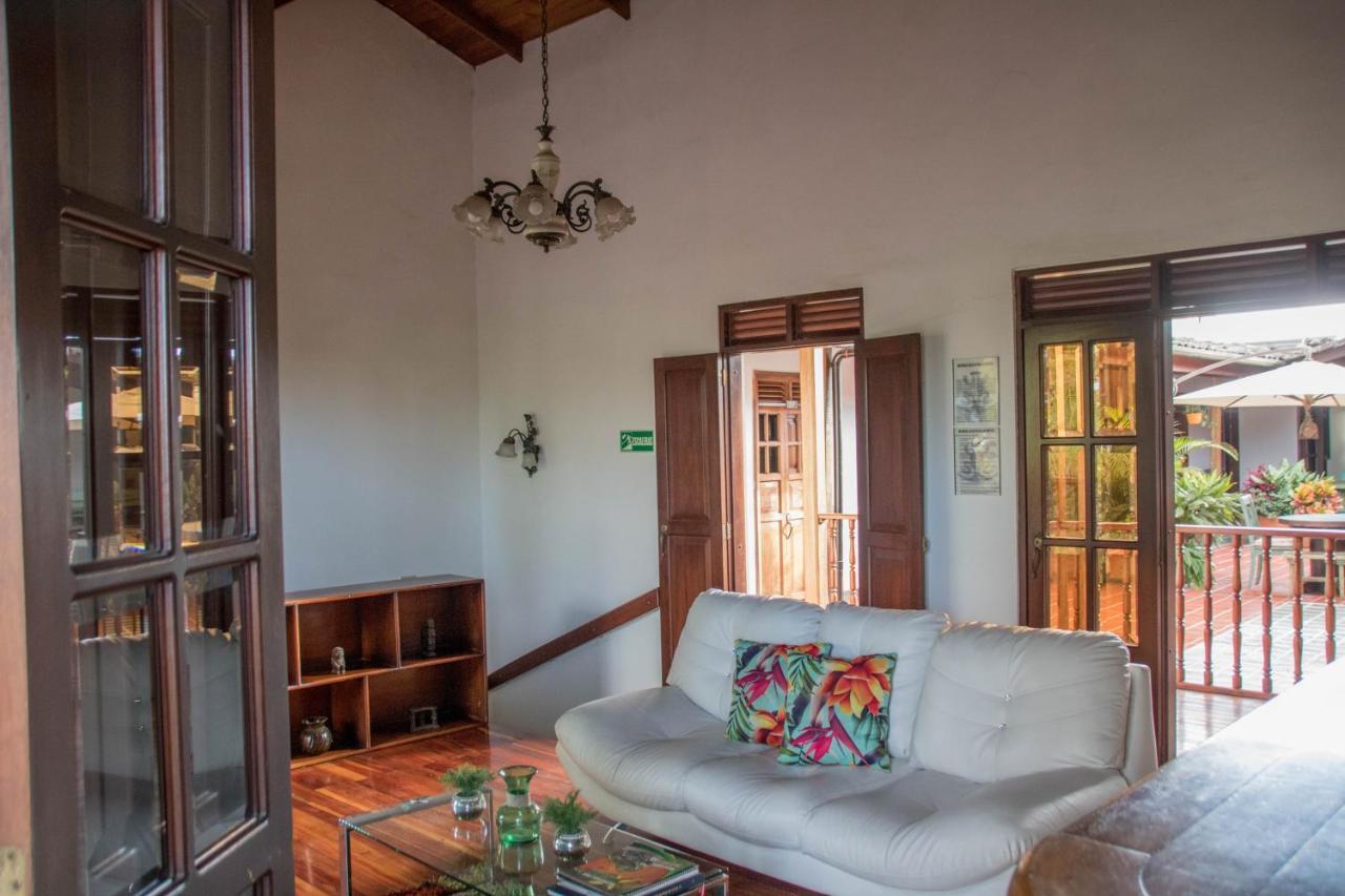 Hotel Colonial Andino - Parque Principal De بيتاليتو المظهر الخارجي الصورة